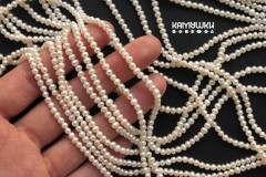 Жемчуг белый "искристый", овал-яйцо 2-3 мм, набор 9 см Жемчуг белый "искристый", овал-яйцо 2-3 мм, набор 9 см