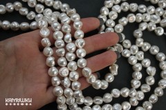 Имитация белого жемчуга, кусочки произвольной формы, 9-10 мм, набор 9,5 см Имитация белого жемчуга, кусочки произвольной формы, 9-10 мм, набор 9,5 см
